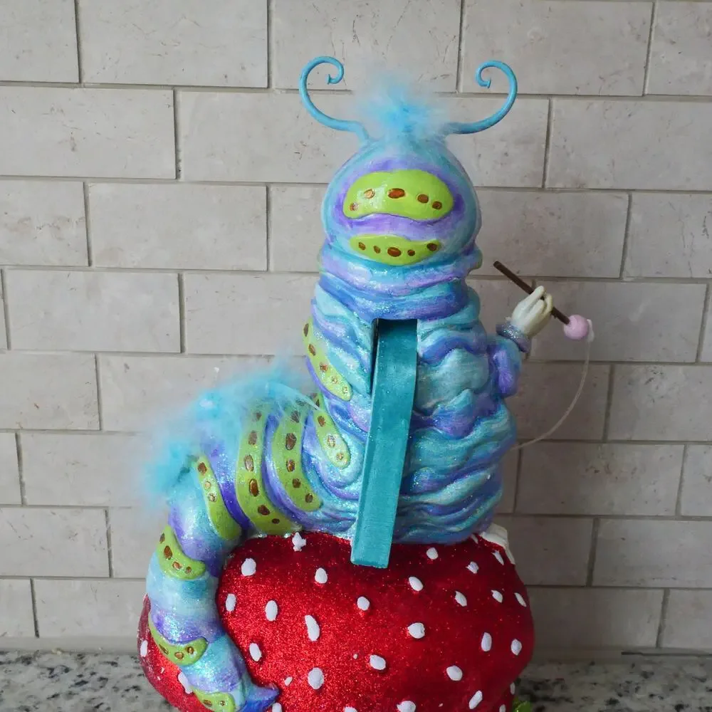 NEW Kurt Adler 15-inch Hollywood Caterpillar Nutcracker Alice in Wonderland - Picture 9 of 16